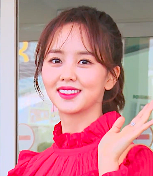 Kim so Hyun — Love Alarm takes her romance global