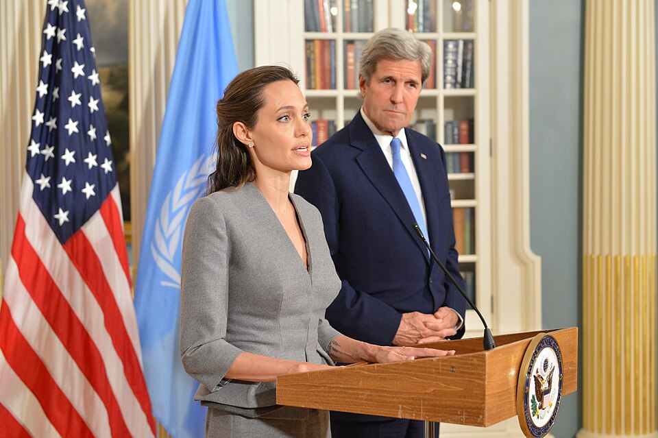 Angelina Jolie — The Pitt marriage ends in a custody fight