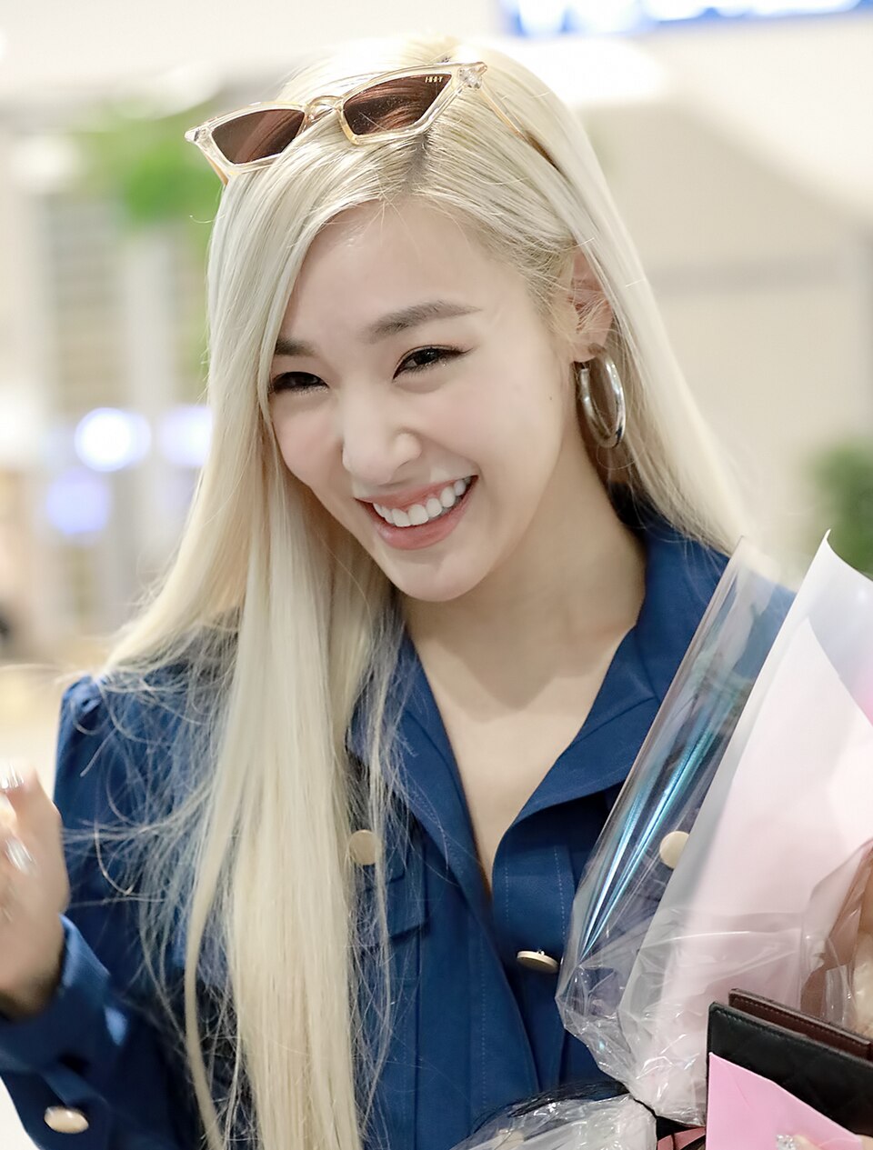 Tiffany Young — Girls’ Generation makes its debut