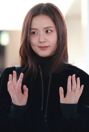 Jisoo — Amortage expands the catalogue