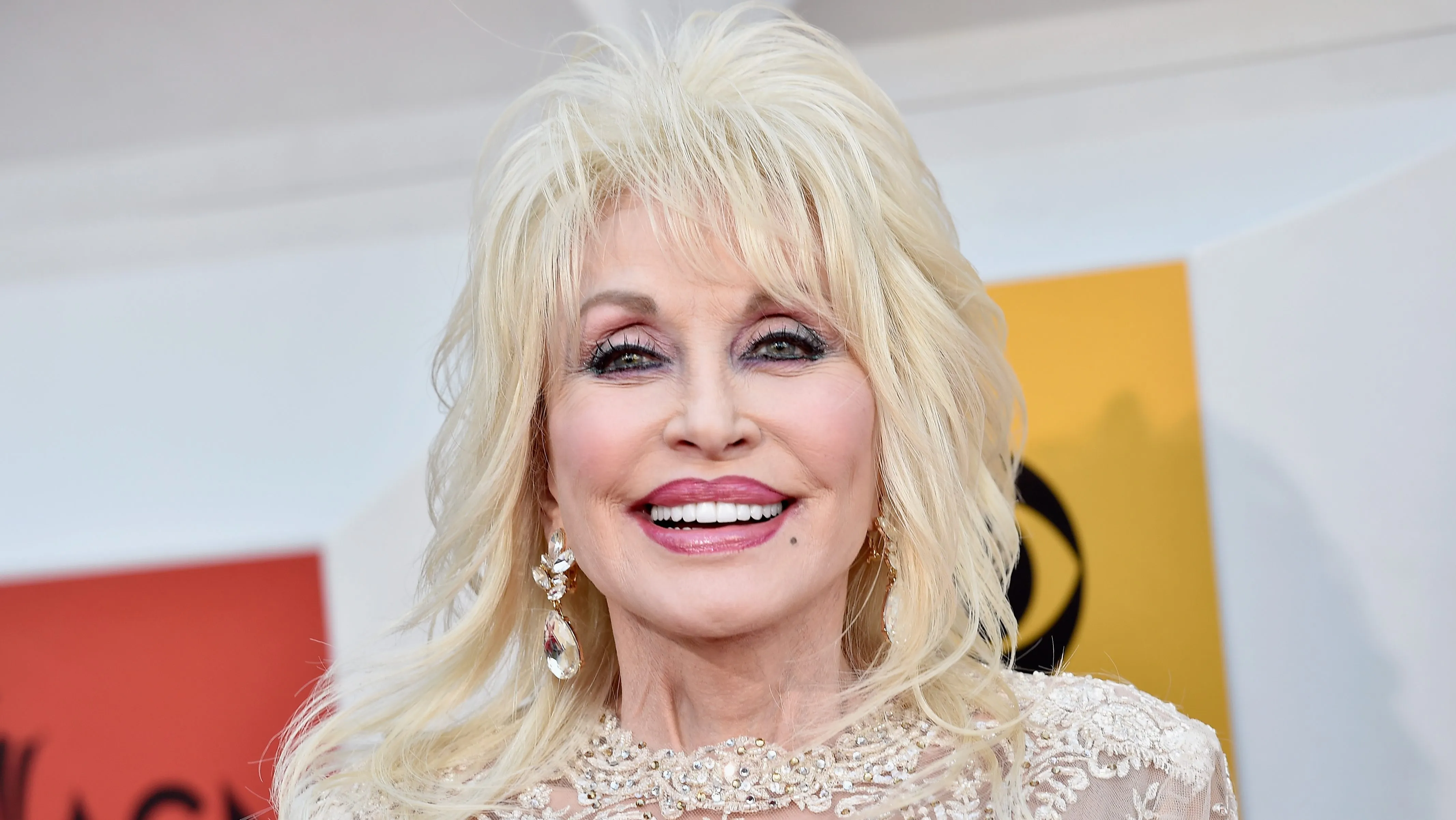 Dolly Parton (2016)