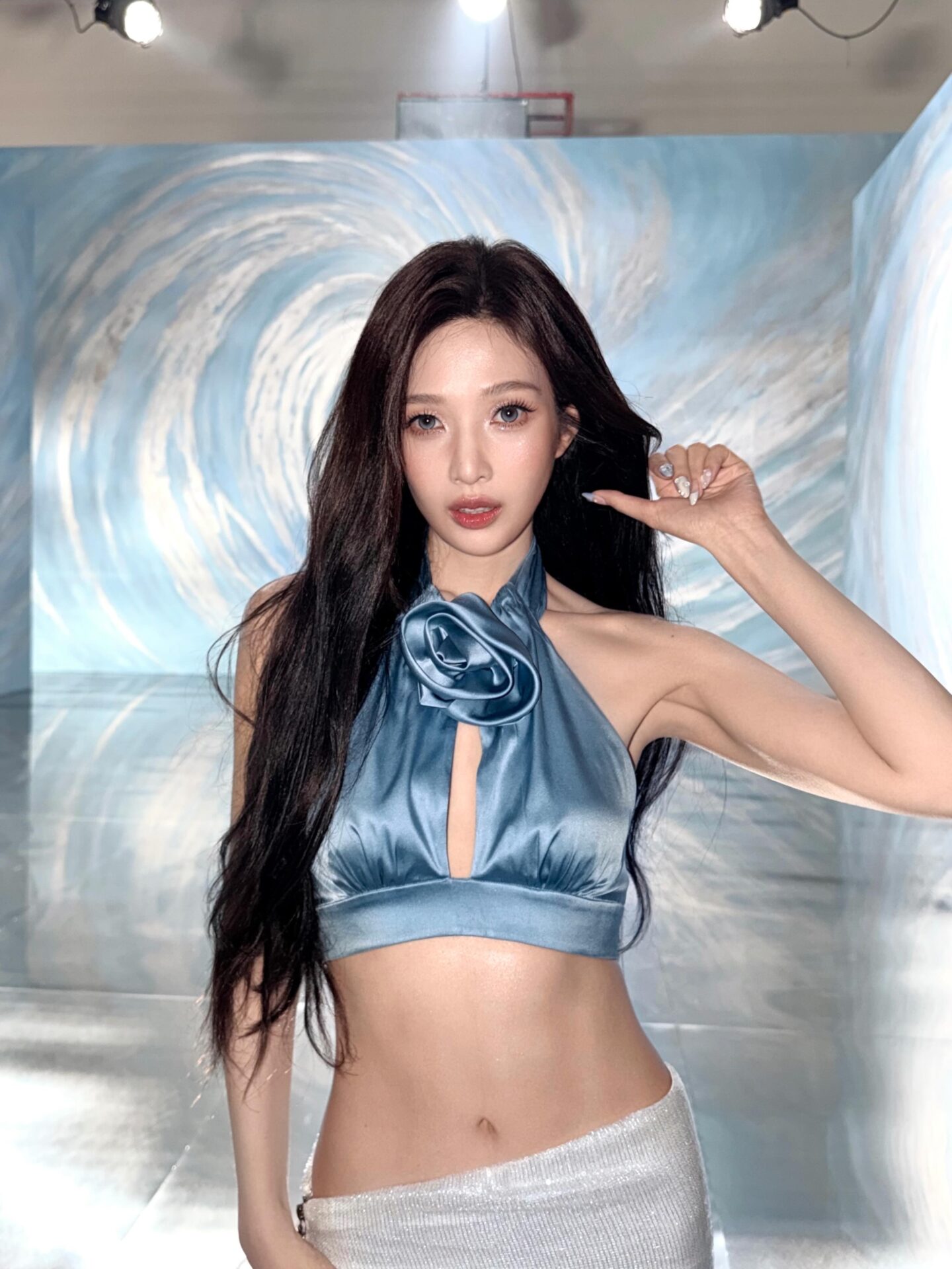 Joy and Red Velvet in the story: Red Velvet's Joy Sparks Heated Online Debate Over New Instagram Photos