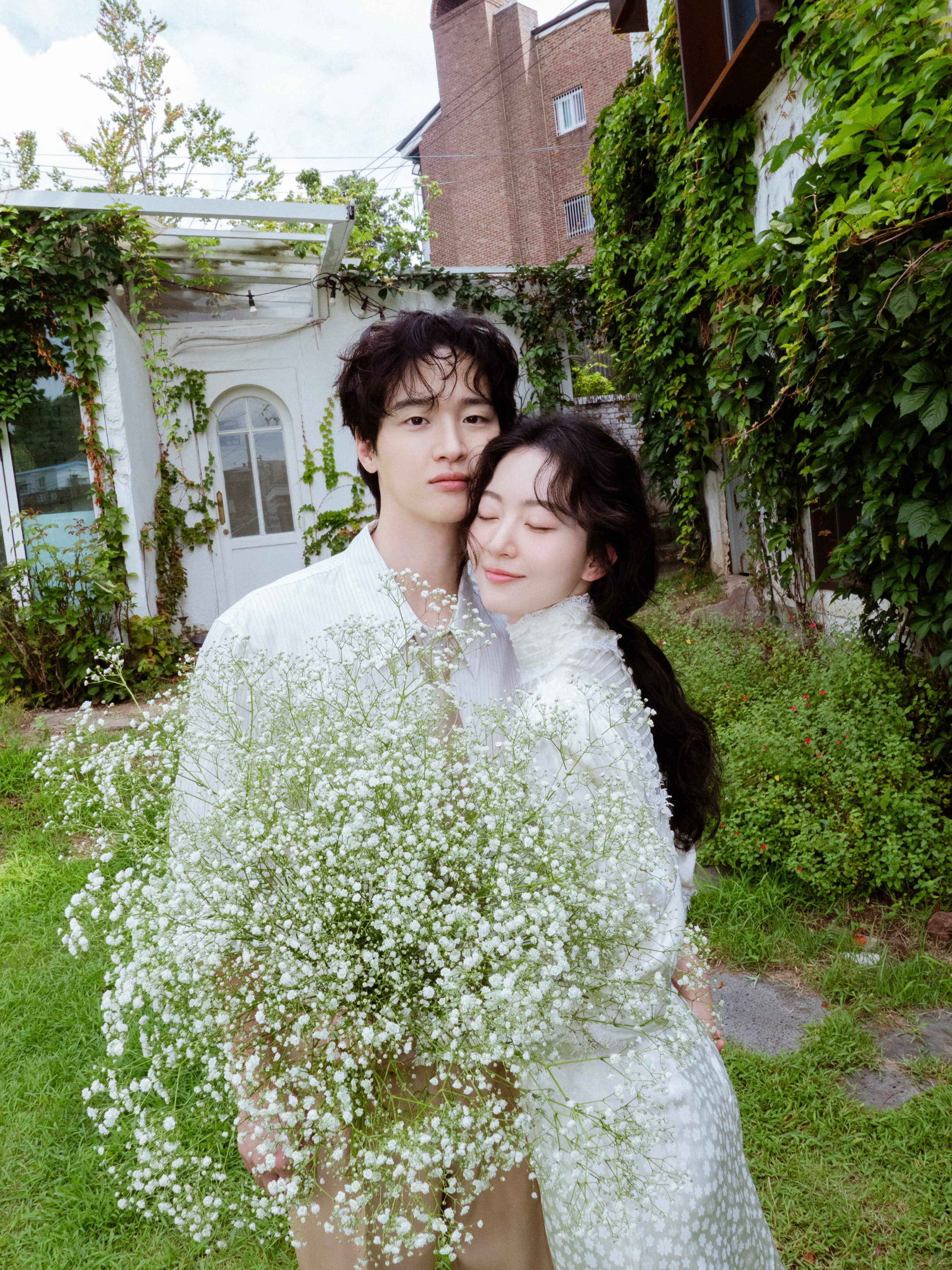 Jang Dong Yoon and Kim Seung Yoon in the story: Jang Dong Yoon And Kim Seung Yoon Share Romantic Wedding Photos Ahead Of Private Vows