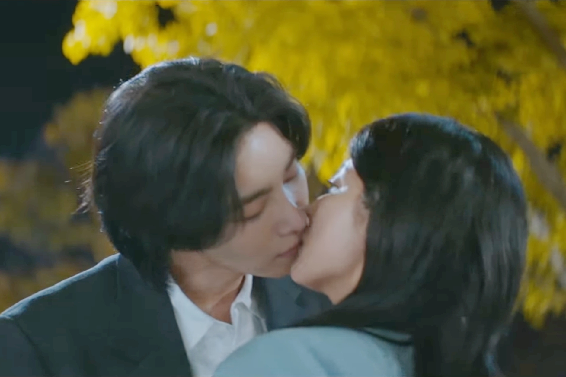 Watch: Nam Ji Hyun Isn’t Sure If Her Attraction To Kim Jae Yeong Is Physical Or Something More In “Make Me Tingle” Trailer