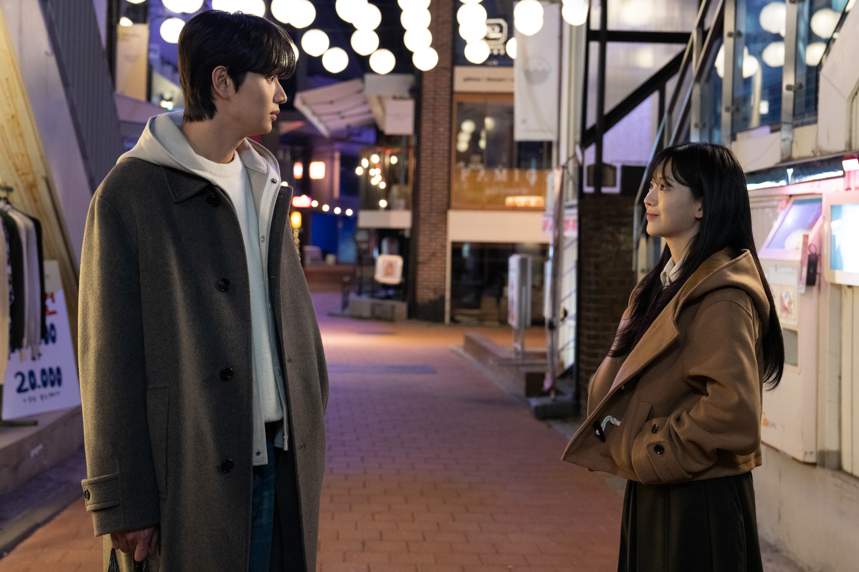 Kim Jae Won and Cho yi Hyun in the story: Secrets Surface In Shocking First Stills For 'The Last Interview' Starring Kim Jae Won And Cho Yi Hyun