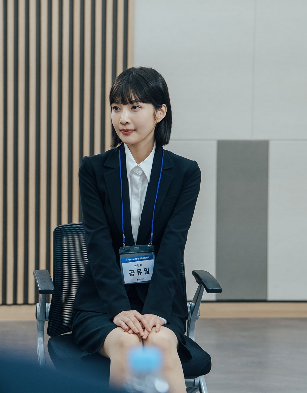 Joy and Red Velvet in the story: Red Velvet’s Joy and Kim Hyun Jin Spark Buzz in First Look at New Romance Drama
