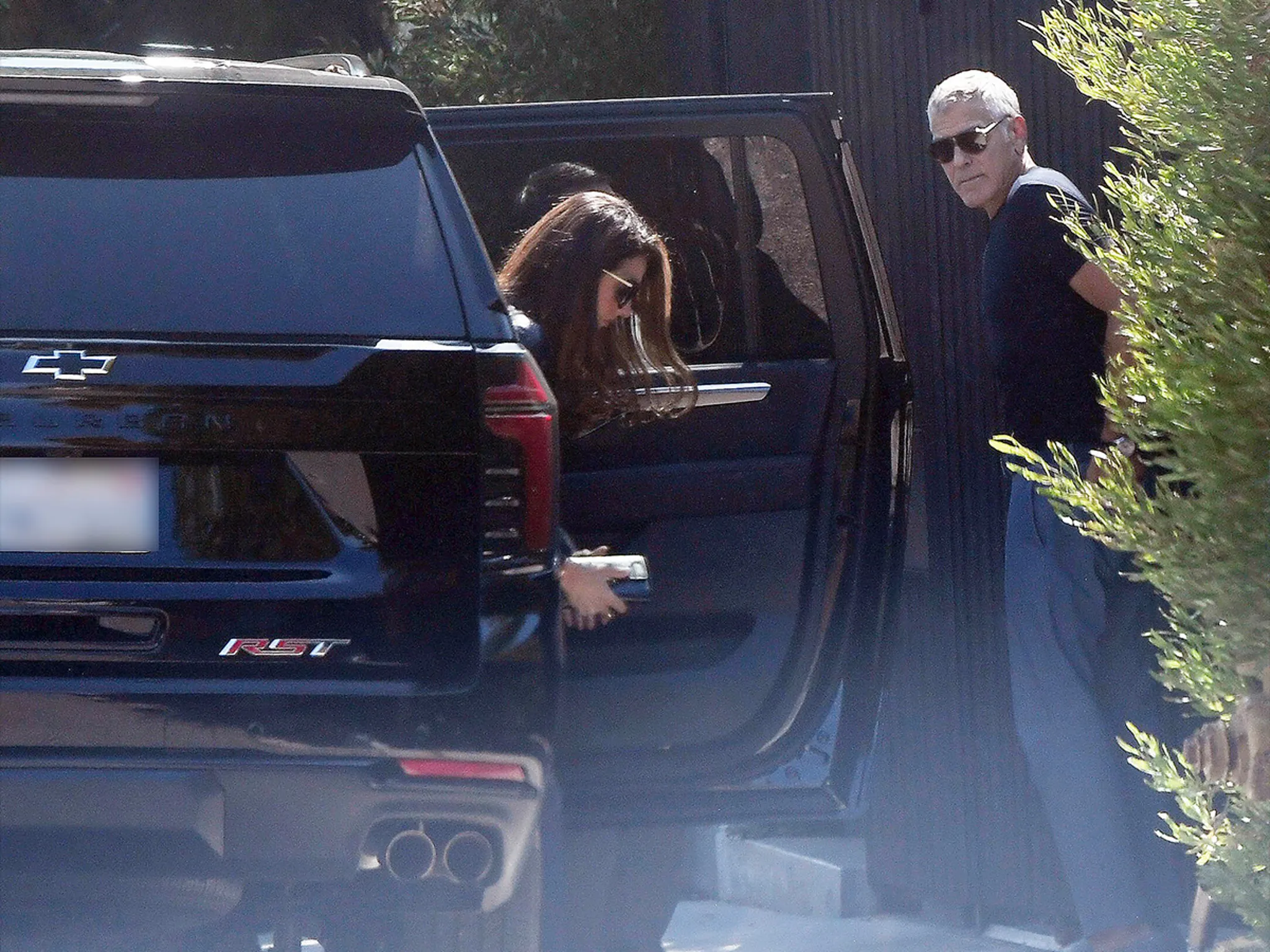 George Clooney, Wife Amal Meet With Cindy Crawford, Rande Gerber After Presley’s Death