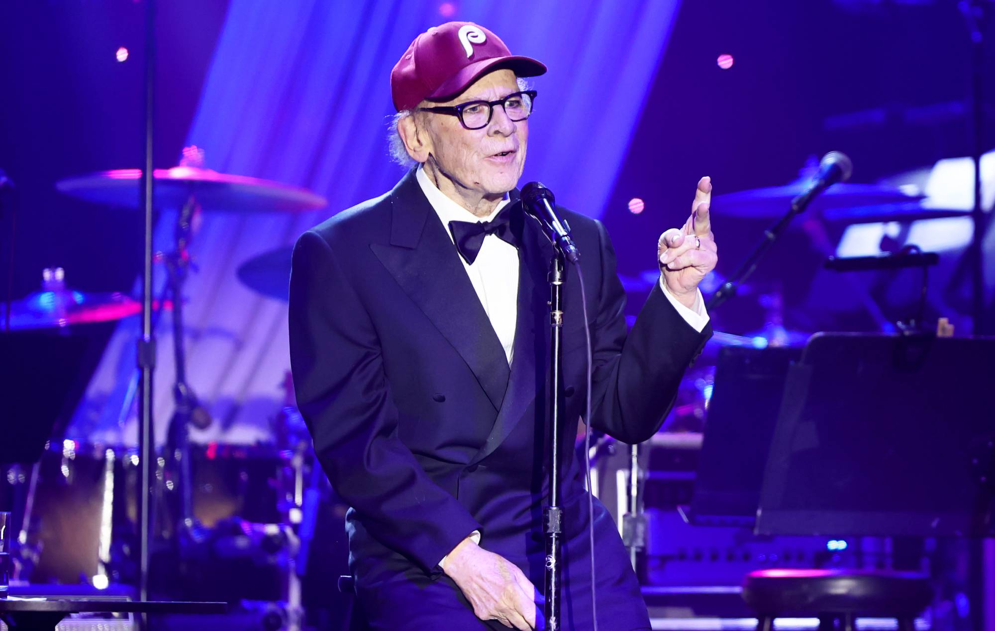 Art Garfunkel postpones UK tour after being diagnosed with respiratory infection