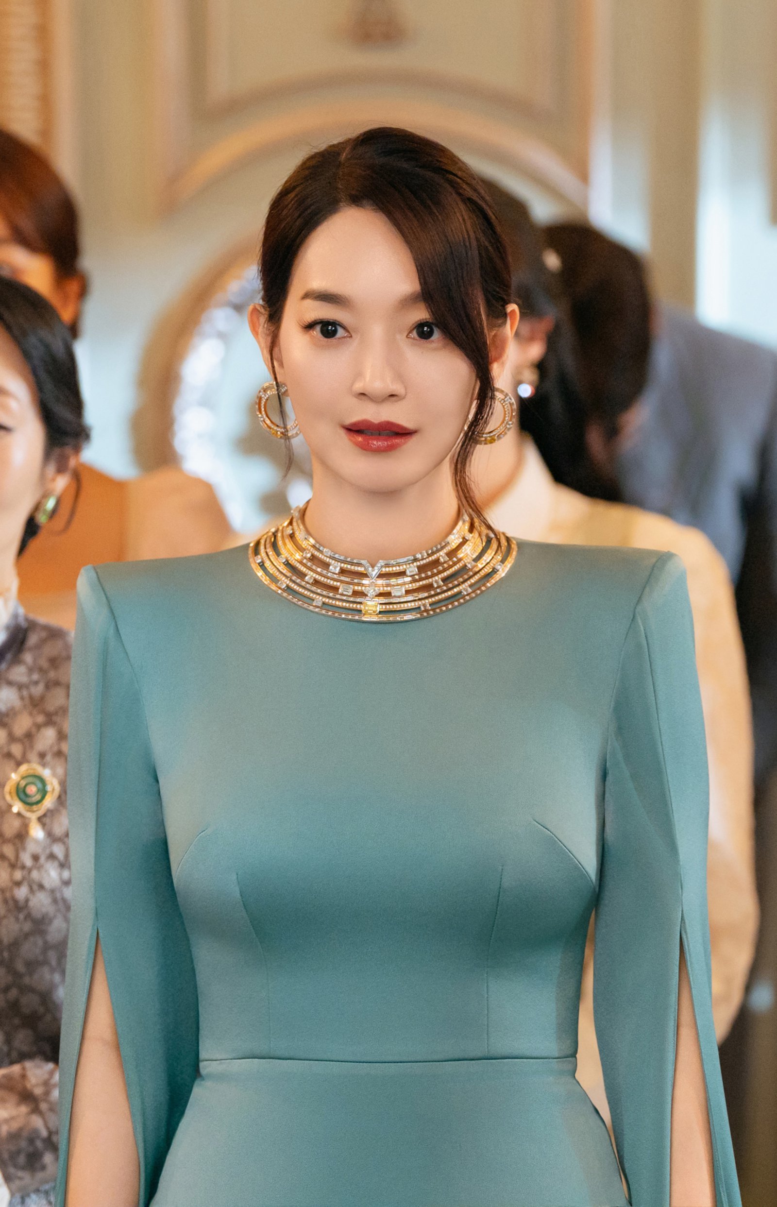 Shin Min ah and ju ji Hoon in the story: Shin Min-Ah Stuns as Regal Empress in 'The Remarried Empress' First Look