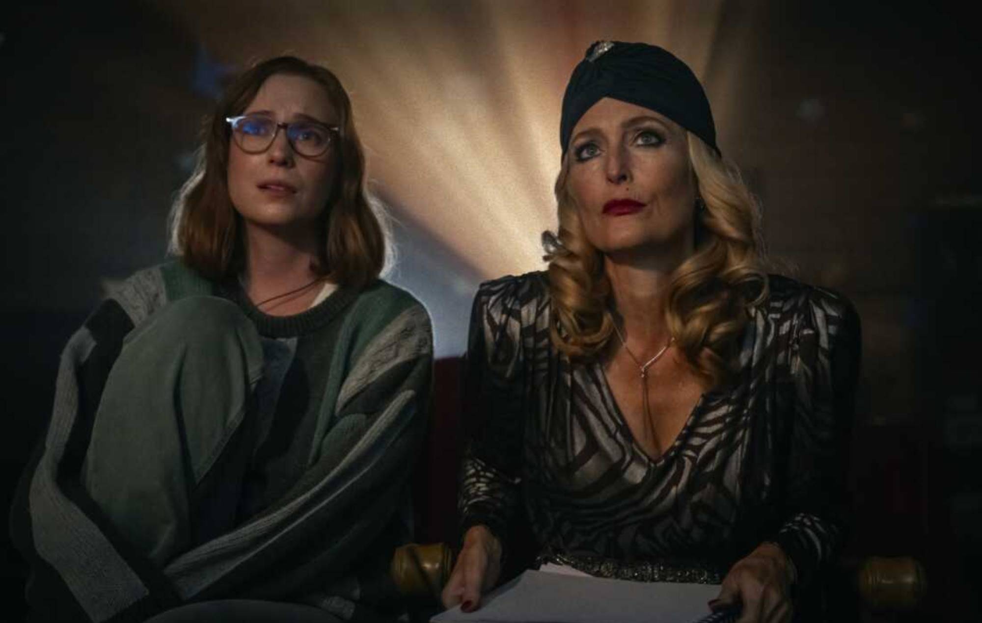 Gillian Anderson and Hannah Einbinder in Teenage Sex And Death At Camp Miasma