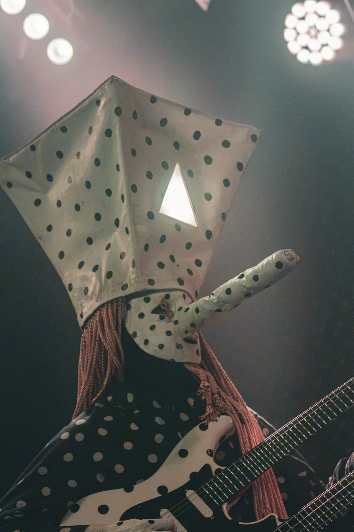 Angine de Poitrine in the story: Masked Math-Rock Duo Angine De Poitrine Takes On America After Going Viral