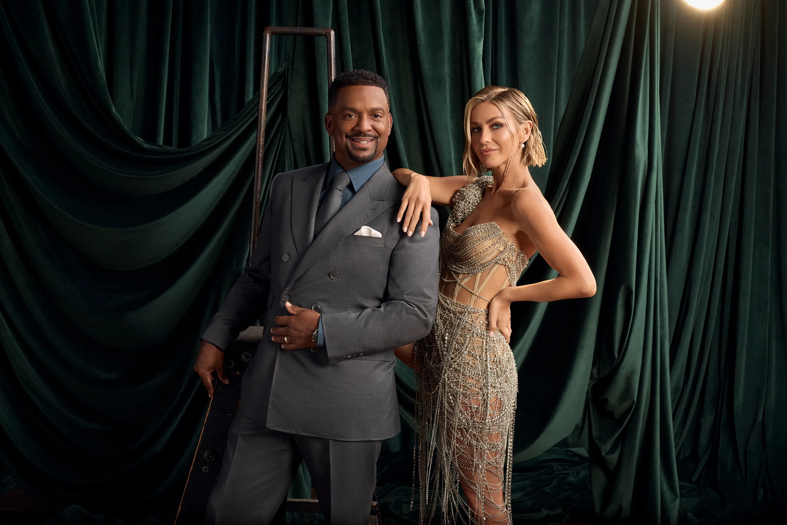 Alfonso Ribeiro and Julianne Hough on the Dancing With the Stars stage