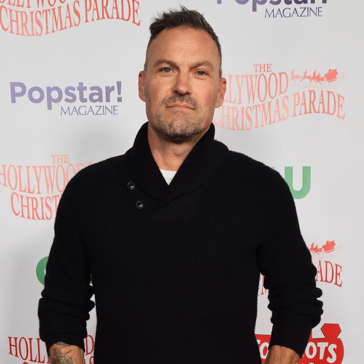 Brian Austin Green posing on a red carpet event.