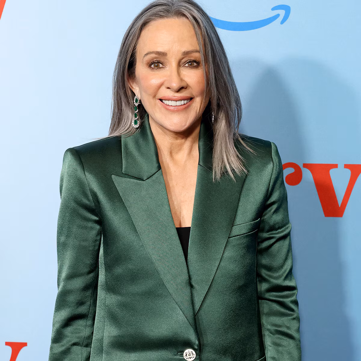 Patricia Heaton smiling at a red carpet event