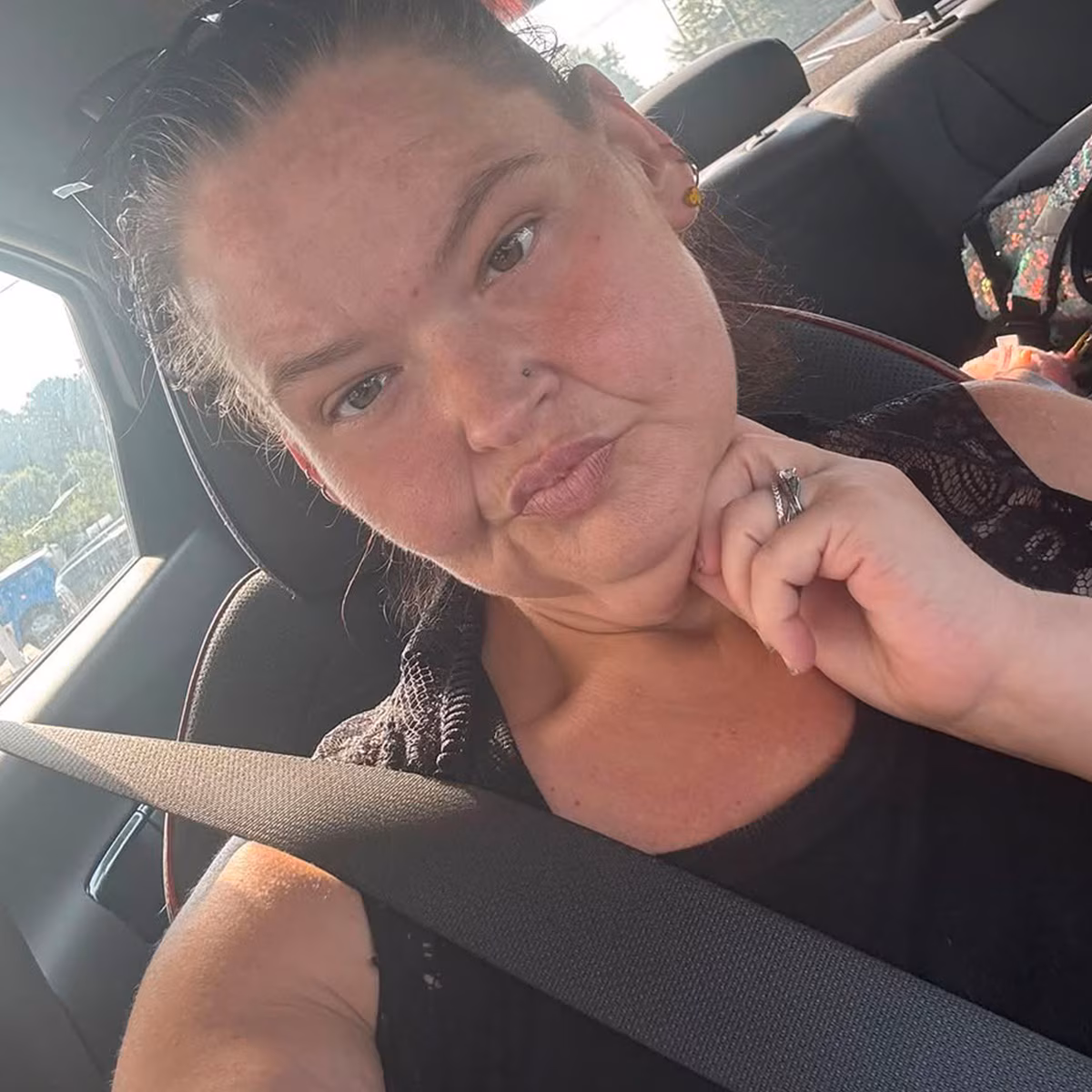 Amy Slaton from 1,000-Lb Sisters teasing her debut AI country song Pounds Hollow