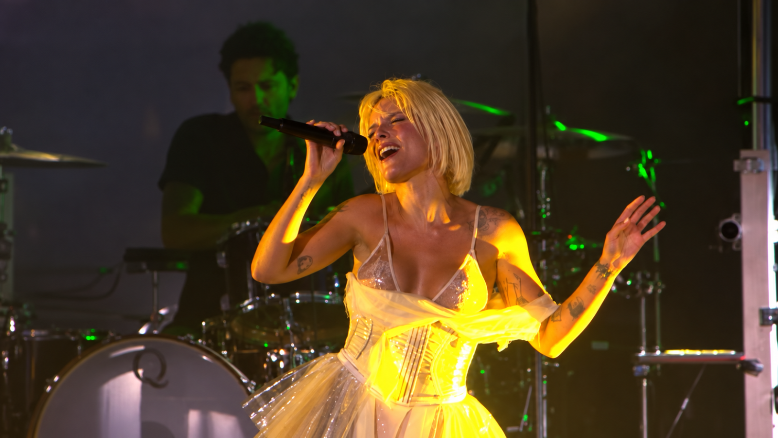 Halsey performing on stage at Rock in Rio festival