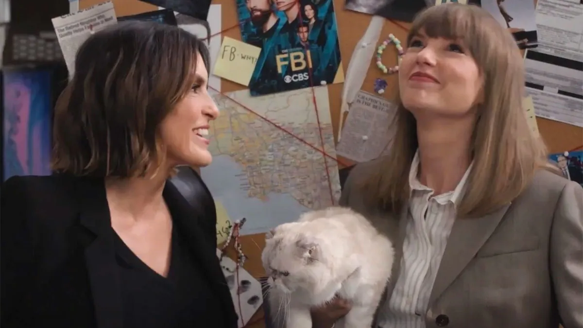 Taylor Swift and Mariska Hargitay in a pre-taped comedy sketch for the Emmy Awards.