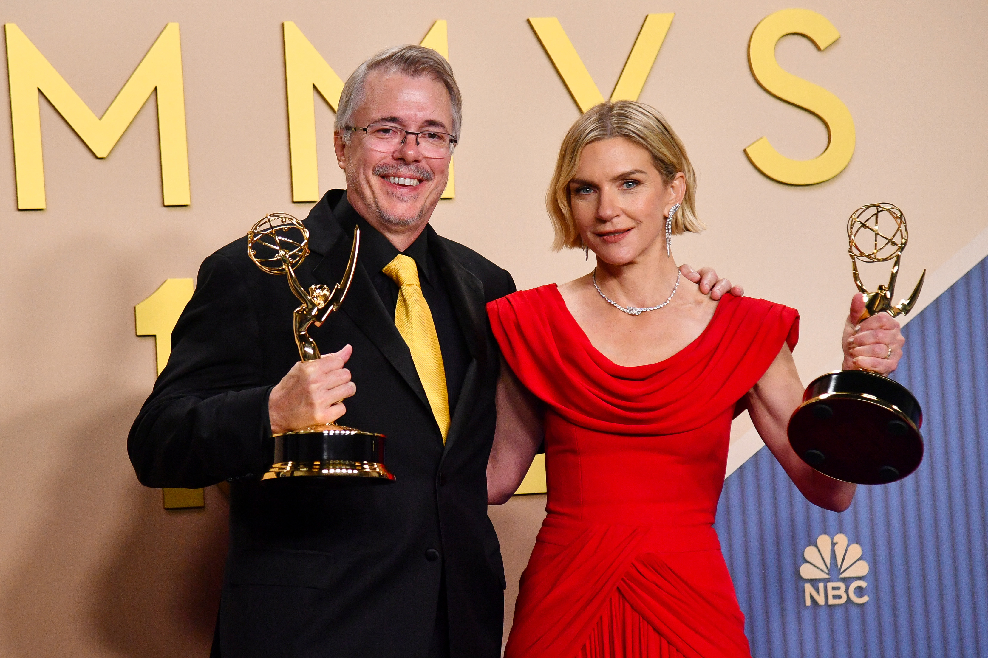 Rhea Seehorn celebrating her Emmy victory backstage