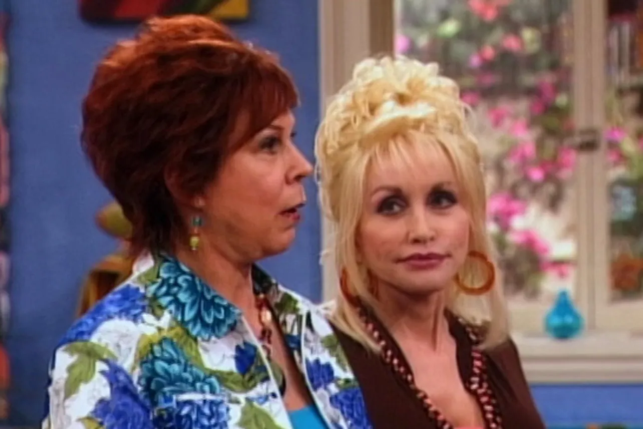 Vicki Lawrence and Dolly Parton in