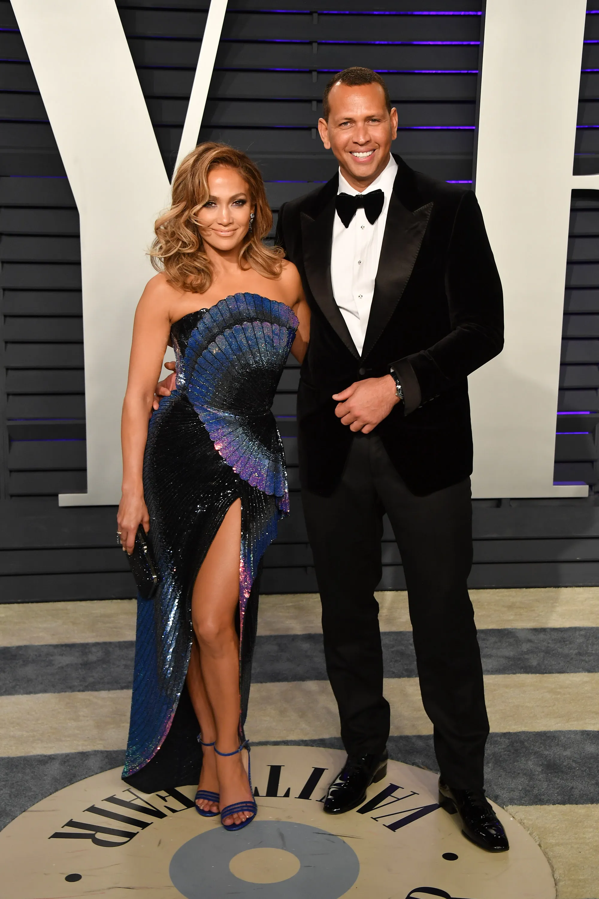 BEVERLY HILLS, CALIFORNIA - FEBRUARY 24: Jennifer Lopez and Alex Rodriguez attend the 2019 Vanity Fair Oscar Party hosted by Radhika Jones at Wallis Annenberg Center for the Performing Arts on February 24, 2019 in Beverl