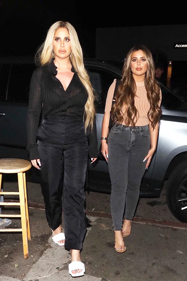 Brielle is seen out and about with her mom in 2020. (007/MEGA)