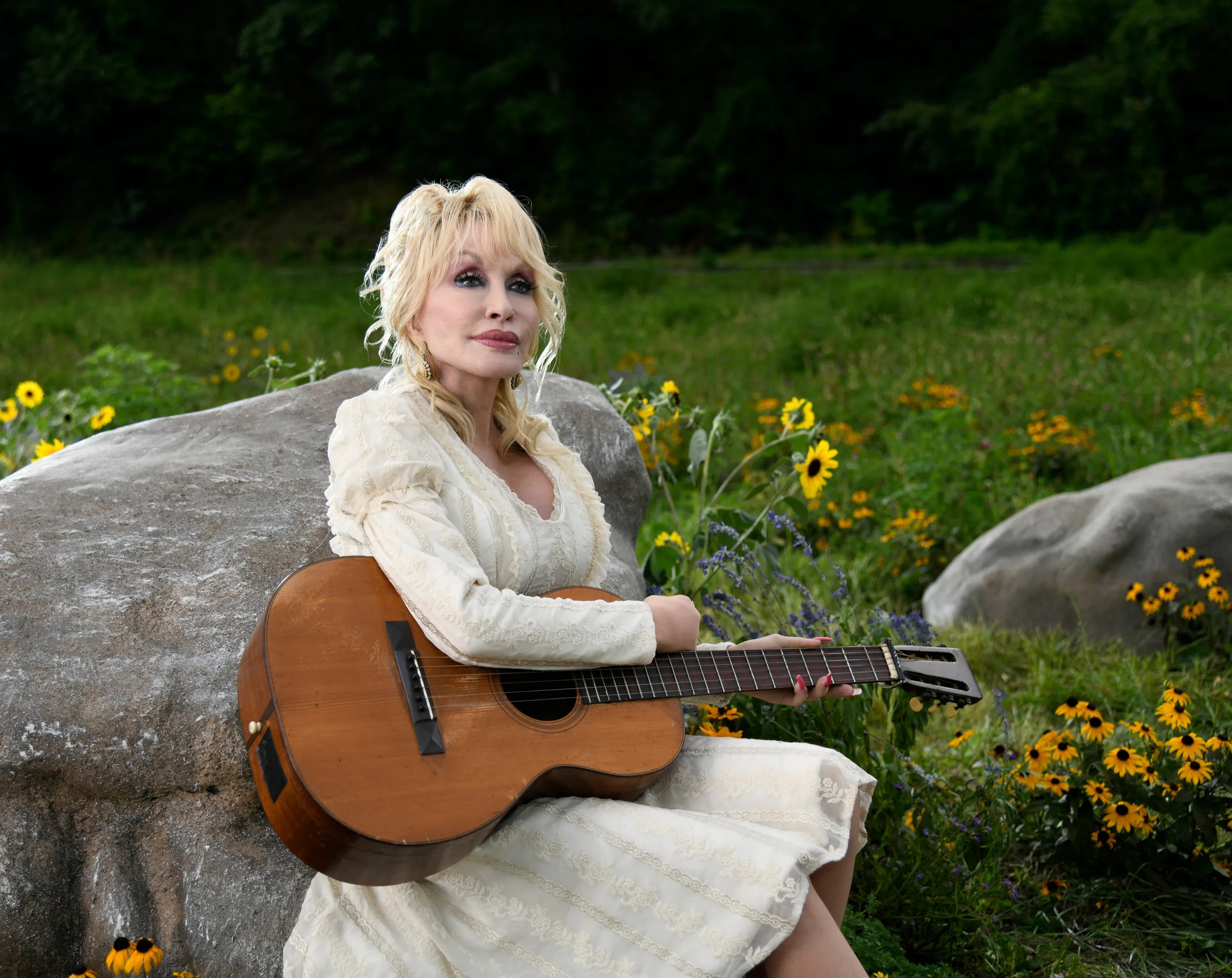 Dolly Parton as herself, in an outdoor shot.